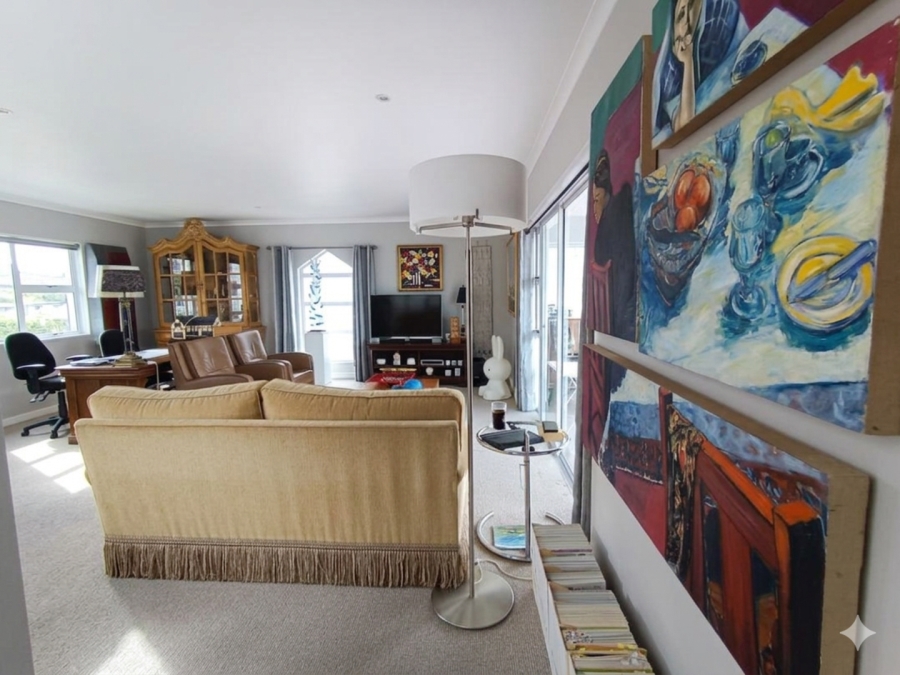 3 Bedroom Property for Sale in Paradise Western Cape